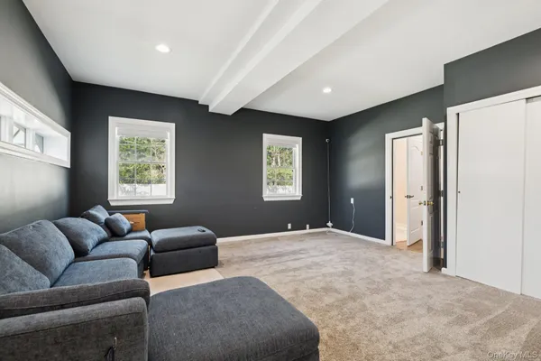 $2,388,000 | 118 Ocean Avenue, Woodmere, NY 11598