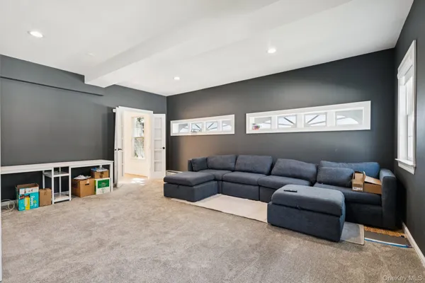 $2,388,000 | 118 Ocean Avenue, Woodmere, NY 11598