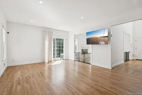 $2,388,000 | 118 Ocean Avenue, Woodmere, NY 11598