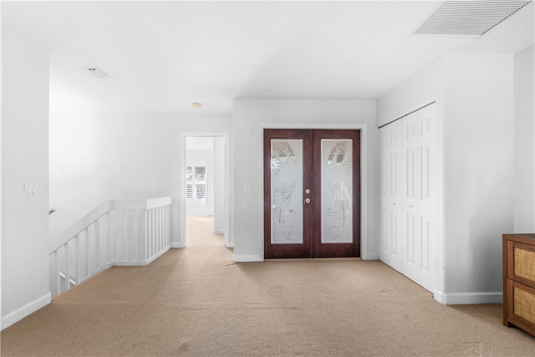 909 Bahia Mar Road Vero Beach, FL 32963 - Photo 20 of 36 a view of an empty room
