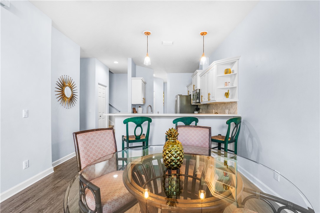 909 Bahia Mar Road Vero Beach, FL 32963 - Photo 3 of 36 a view of a dining room with furniture