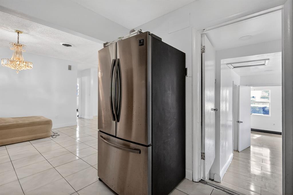 269 Northeast 110th Terrace Miami, FL 33161 - Photo 23 of 36