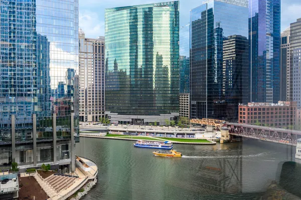 $395,000 | 333 North Canal Street, Unit 1306, Chicago, IL 60606