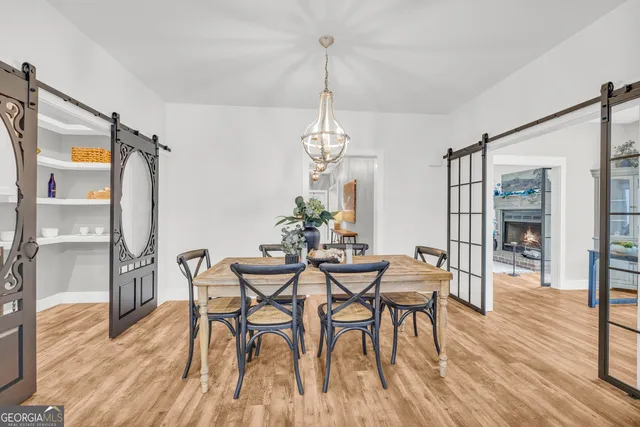 a table and chairs in a kitchen
