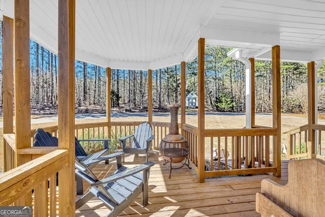 a view of a room with air conditioner duct and materials on floor