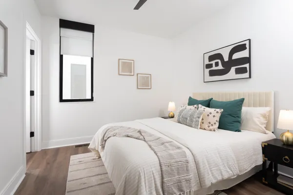 $5,800 | 600 East Henry Clay Street, Unit A1, Whitefish Bay, WI 53217