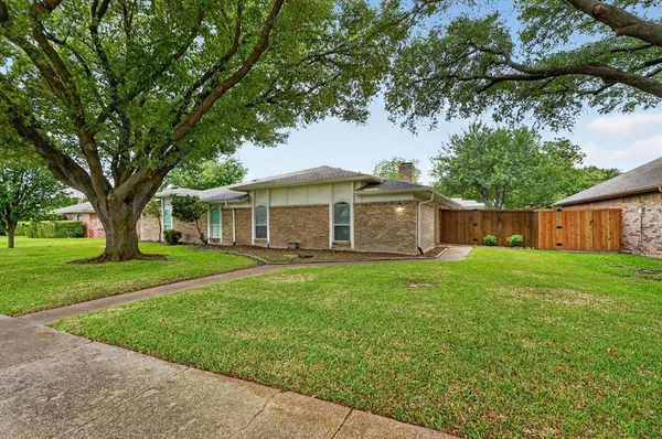 $329,900 | 3341 Lanarc Drive, Plano, TX 75023