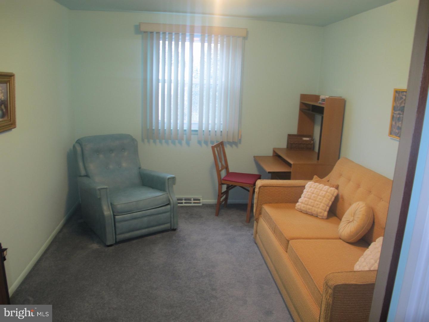 9722 Redd Rambler Drive Philadelphia, PA 19115 - Photo 5 of 11 Bedroom 2
