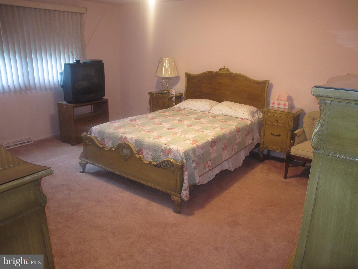 9722 Redd Rambler Drive Philadelphia, PA 19115 - Photo 8 of 11 Bedroom - Main