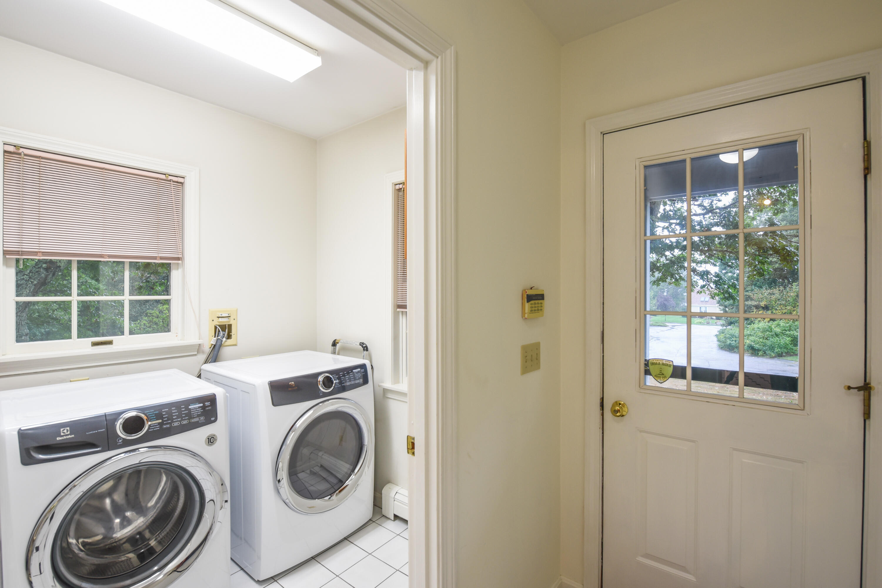 7 Captain Scott Road Harwich, MA 02645 - Photo 27 of 41 a view of washer and dryer in a utility room