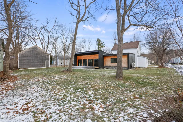 $675,000 | 87 Maple Street, Williamstown, MA 01267