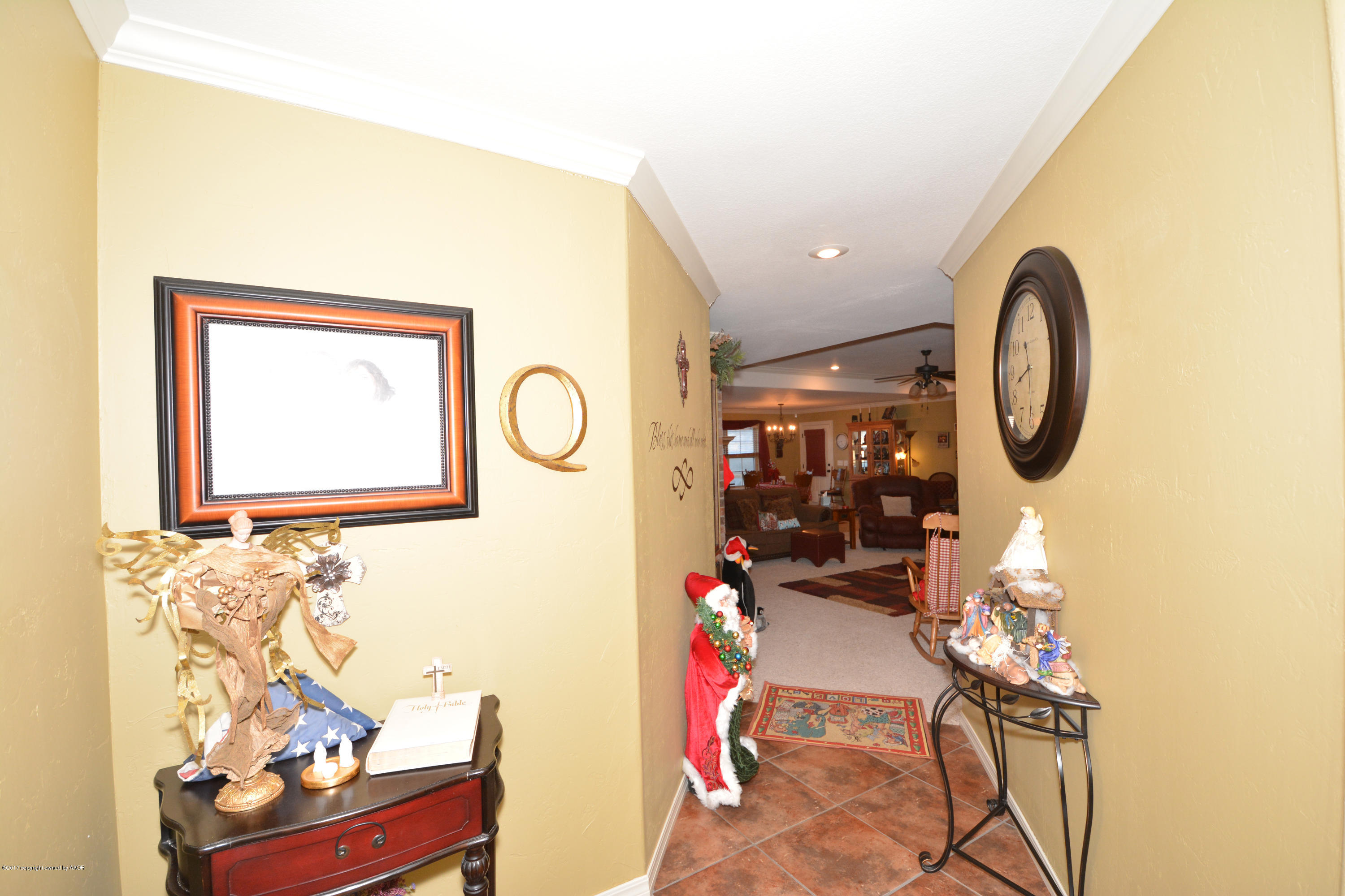 5 Entryway