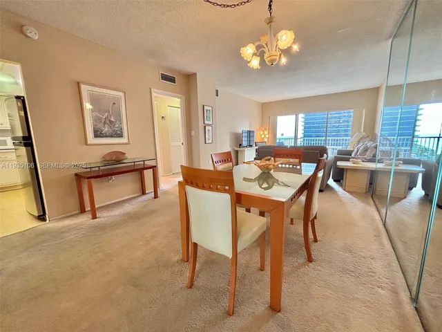 $2,000 | 1950 South Ocean Drive, Unit 9L, Hallandale Beach, FL 33009