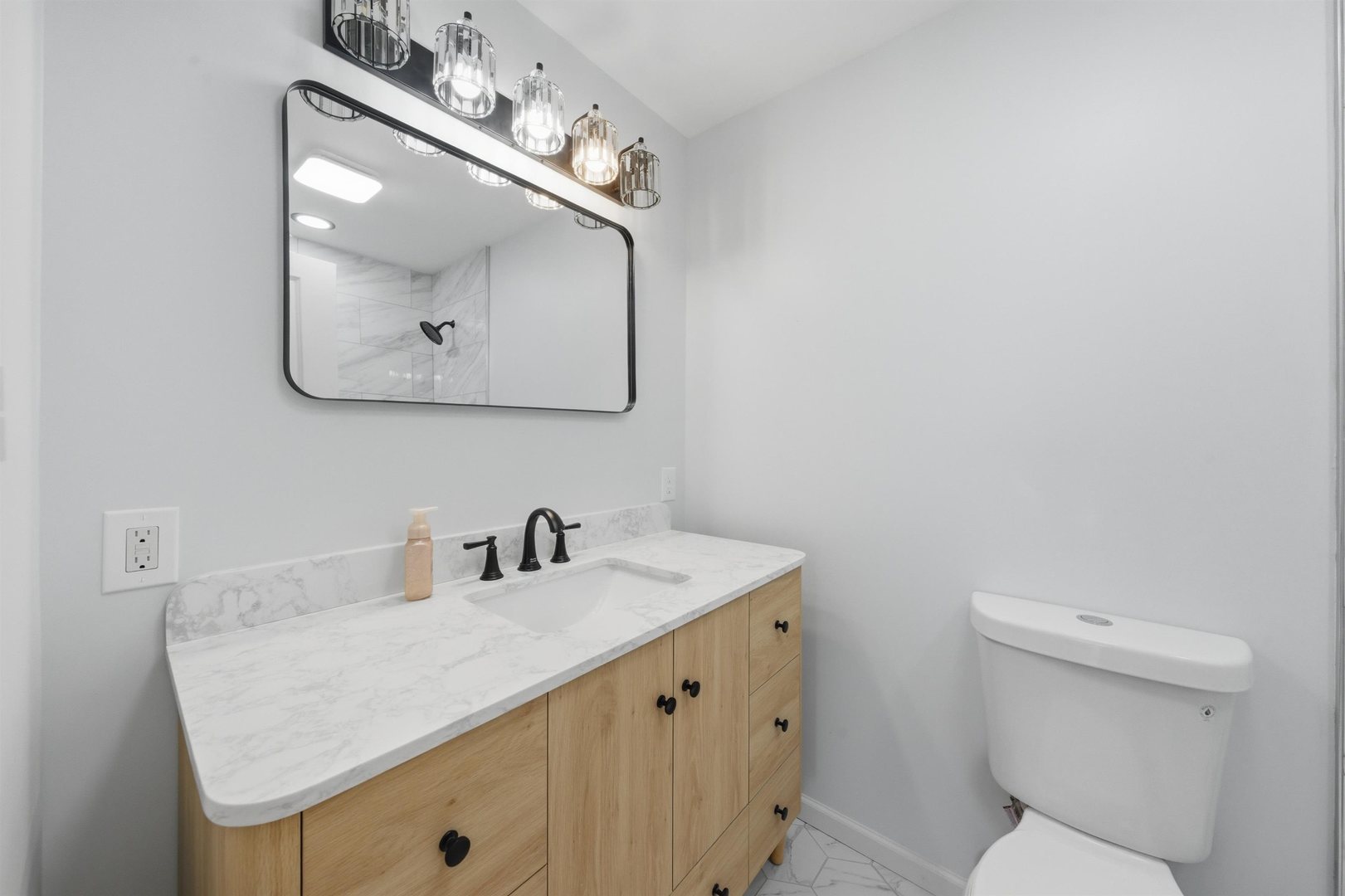 2772 East 75th Street, Unit 2GS Chicago, IL 60649 - Photo 11 of 22