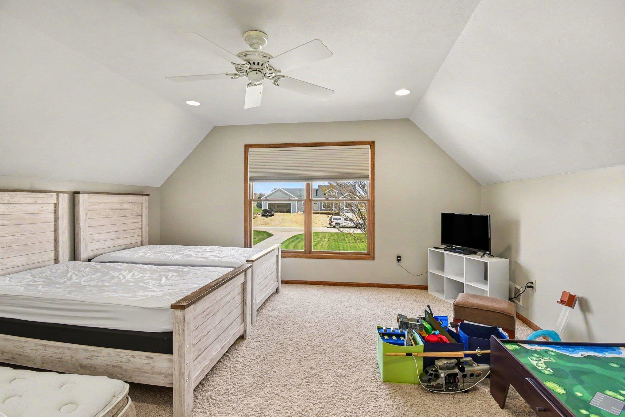 6628 Spinnaker Road Crystal, MI 48818 - Photo 23 of 40
