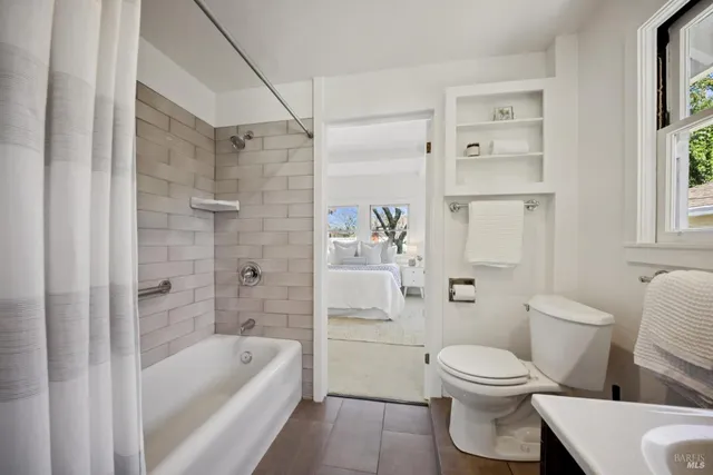 $2,100,000 | 163 Tunstead Avenue, San Anselmo, CA 94960