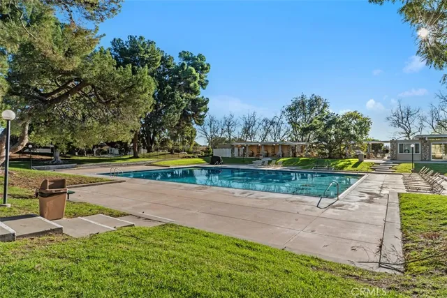 a house view with a outdoor space