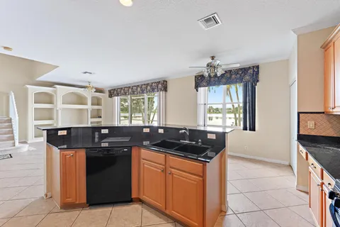 $549,000 | 144 Berenger Walk, Royal Palm Beach, FL 33414