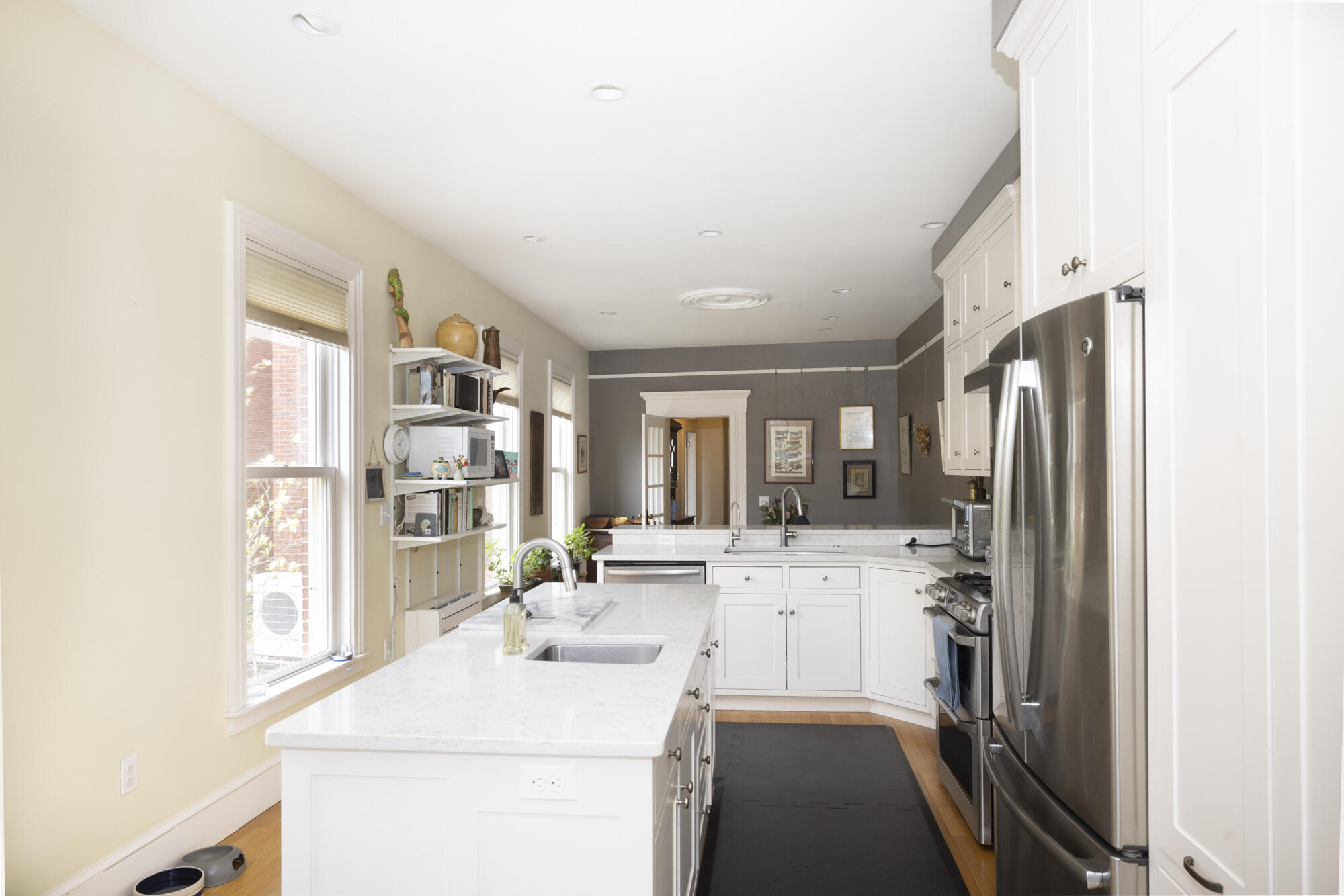 198 Danforth Street Portland, ME 04102 - Photo 11 of 31 198 Danforth Street Portland Maine--19
