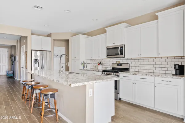 $537,500 | 7915 South 23rd Way, Phoenix, AZ 85042