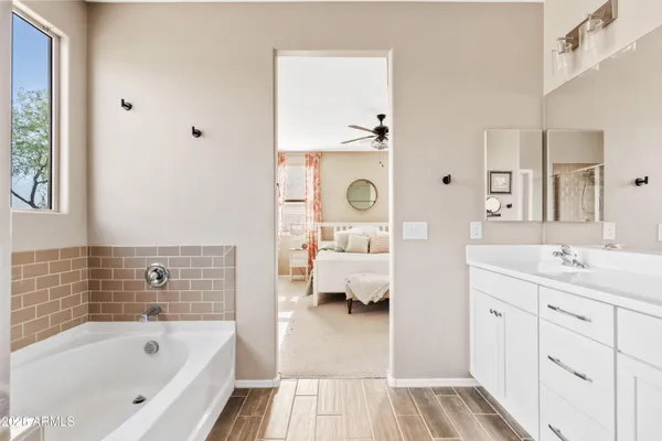 $537,500 | 7915 South 23rd Way, Phoenix, AZ 85042