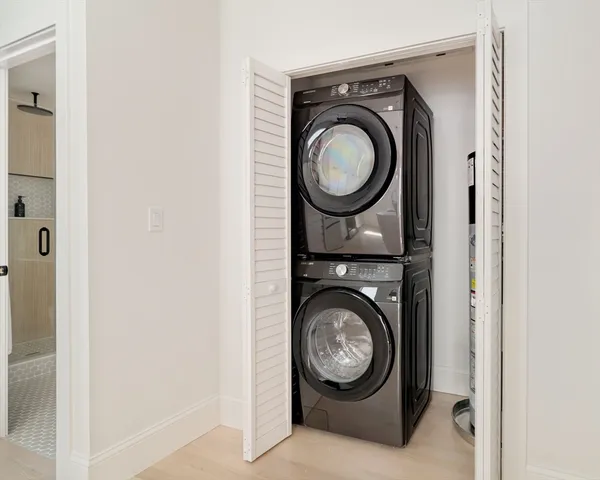 $549,900 | 140 Shirley Street, Unit 202, Winthrop, MA 02152