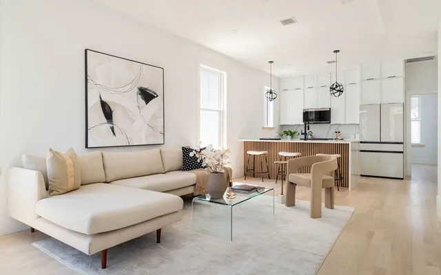 $549,900 | 140 Shirley Street, Unit 202, Winthrop, MA 02152