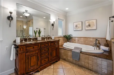 $2,100,000 | 5273 Appian Way, Long Beach, CA 90803