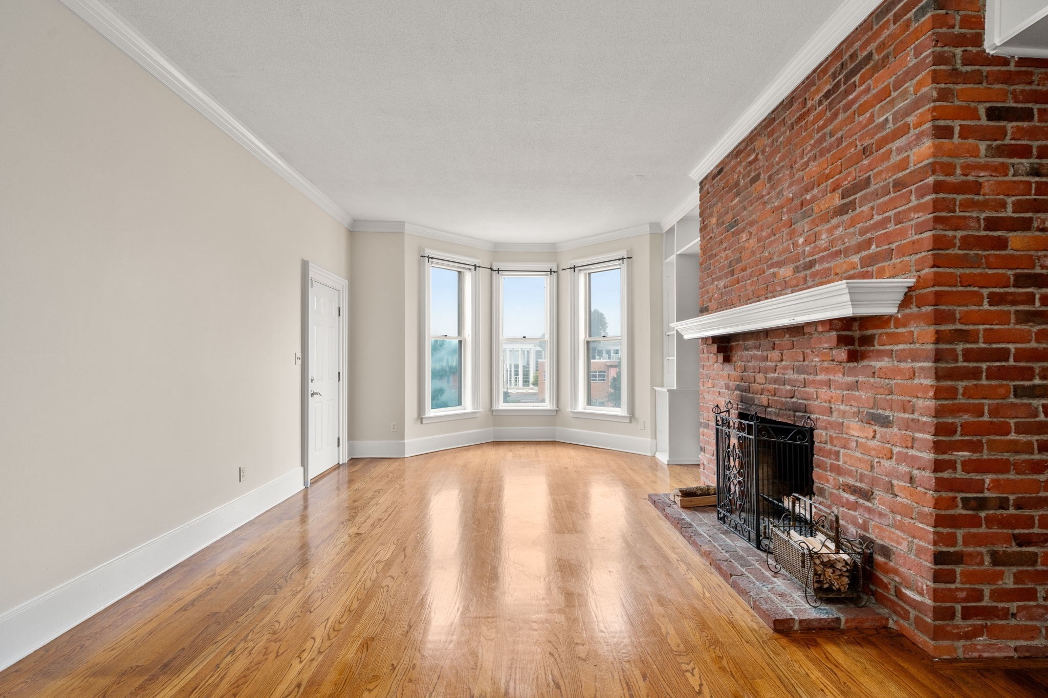 72 Temple Street, Unit 3 Springfield, MA 01105 - Photo 18 of 19 Gallery Image 18