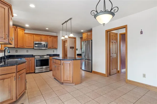 $575,000 | 543 Birch Drive, Houston, PA 15342