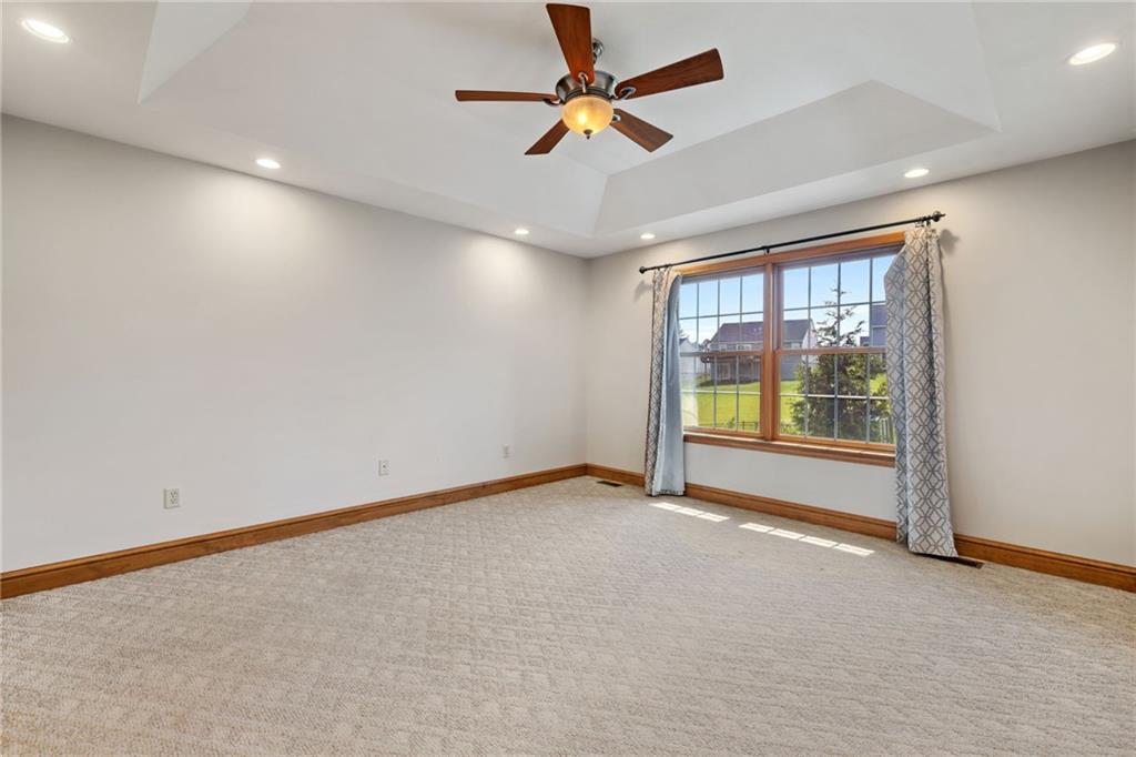 543 Birch Drive Houston, PA 15342 - Photo 20 of 48 a view of an empty room with a window