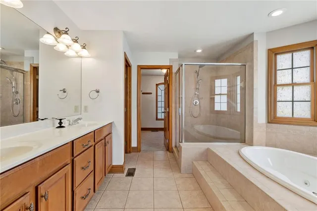 $575,000 | 543 Birch Drive, Houston, PA 15342