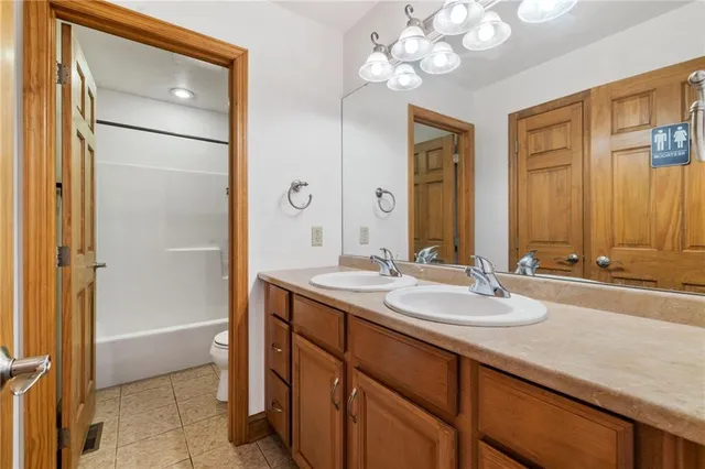 $575,000 | 543 Birch Drive, Houston, PA 15342