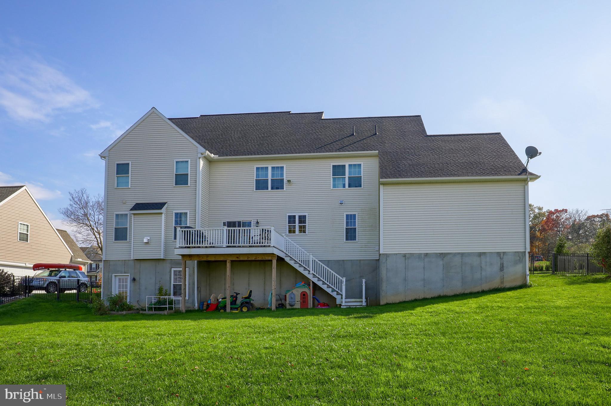 526 Garnet Lane Lititz, PA 17543 - Photo 32 of 36