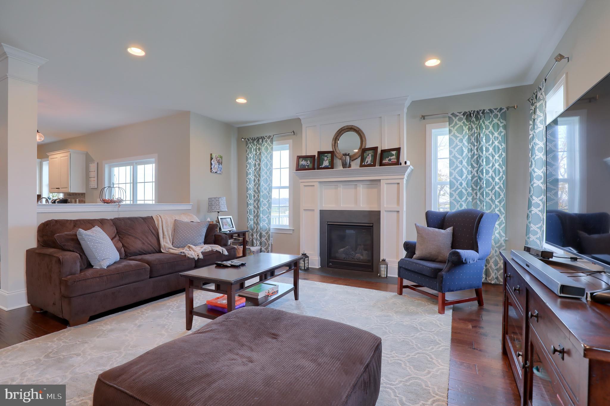 526 Garnet Lane Lititz, PA 17543 - Photo 5 of 36