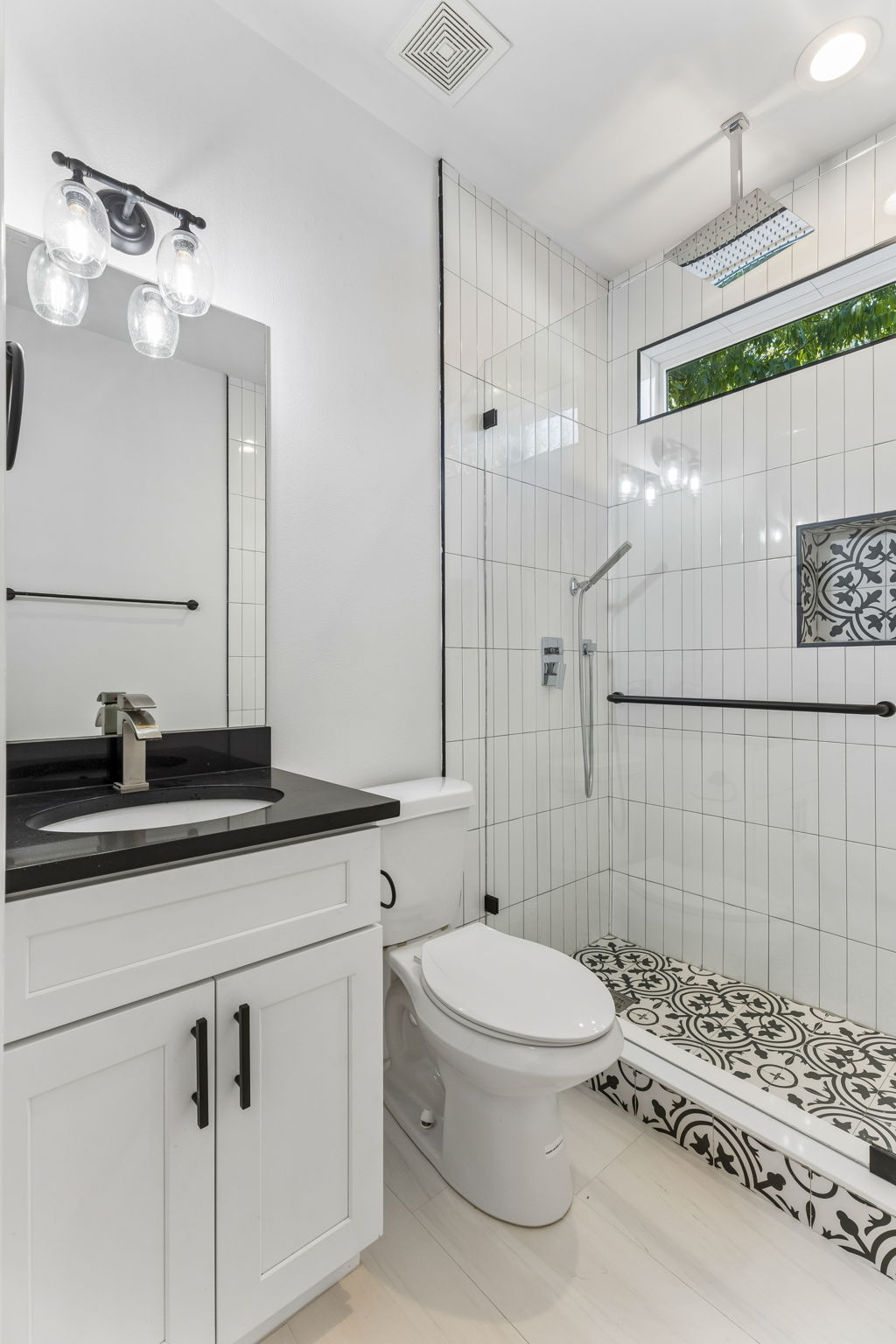 1130 Spur Street, Unit A Austin, TX 78721 - Photo 20 of 35 Gallery Image 20