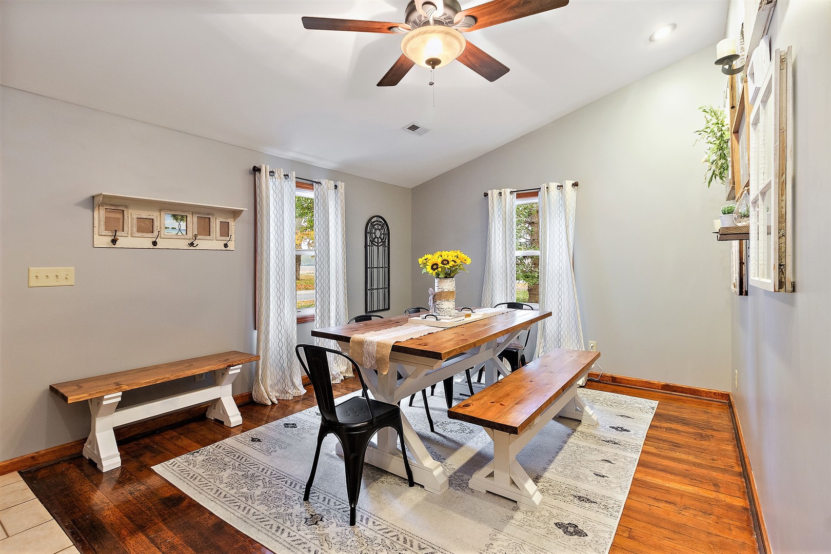 3100 Sportsman Club Road Bourbonnais, IL 60914 - Photo 5 of 15 a workspace with wooden floor