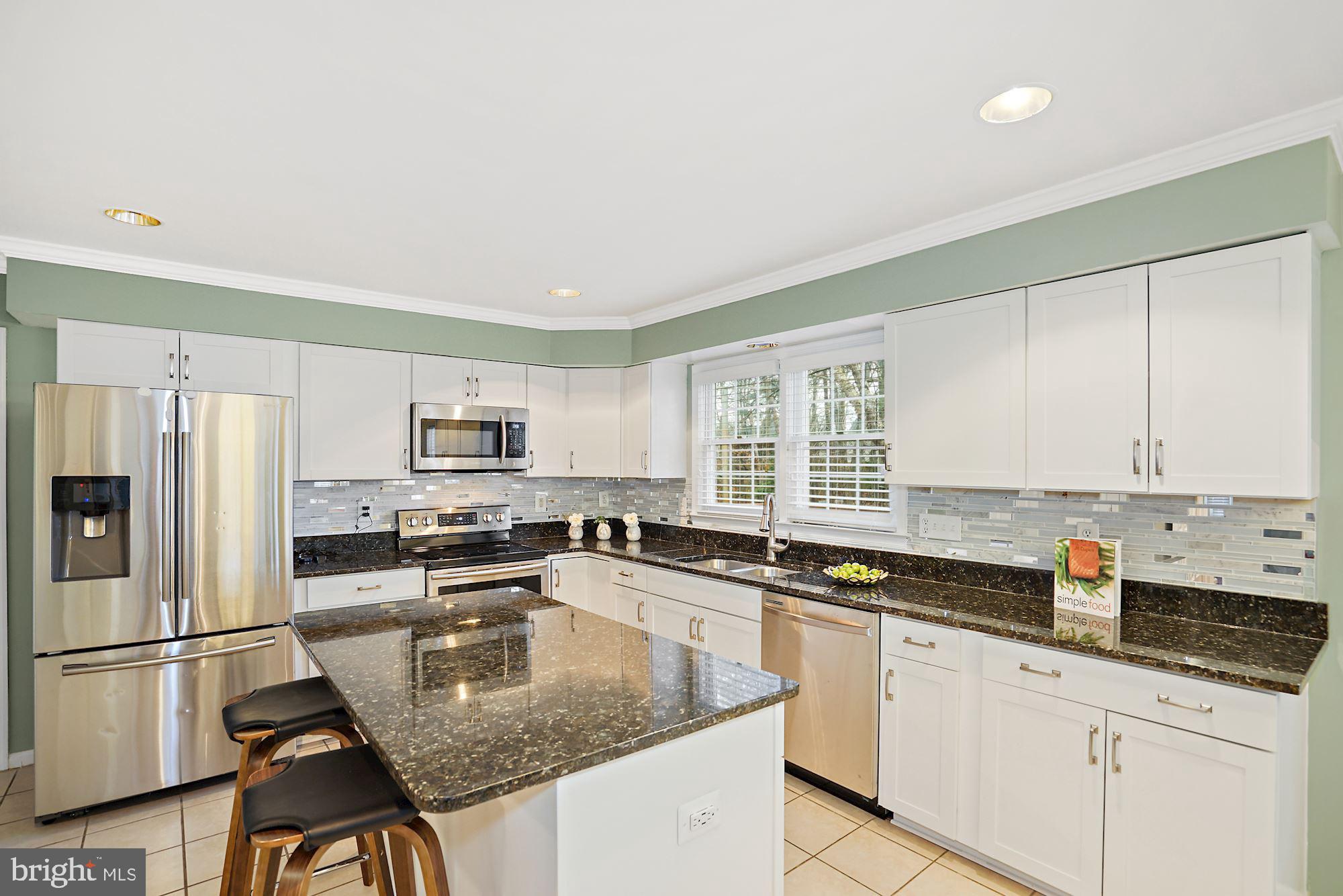 7110 Dudrow Court Springfield, VA 22150 - Photo 19 of 51 Kitchen