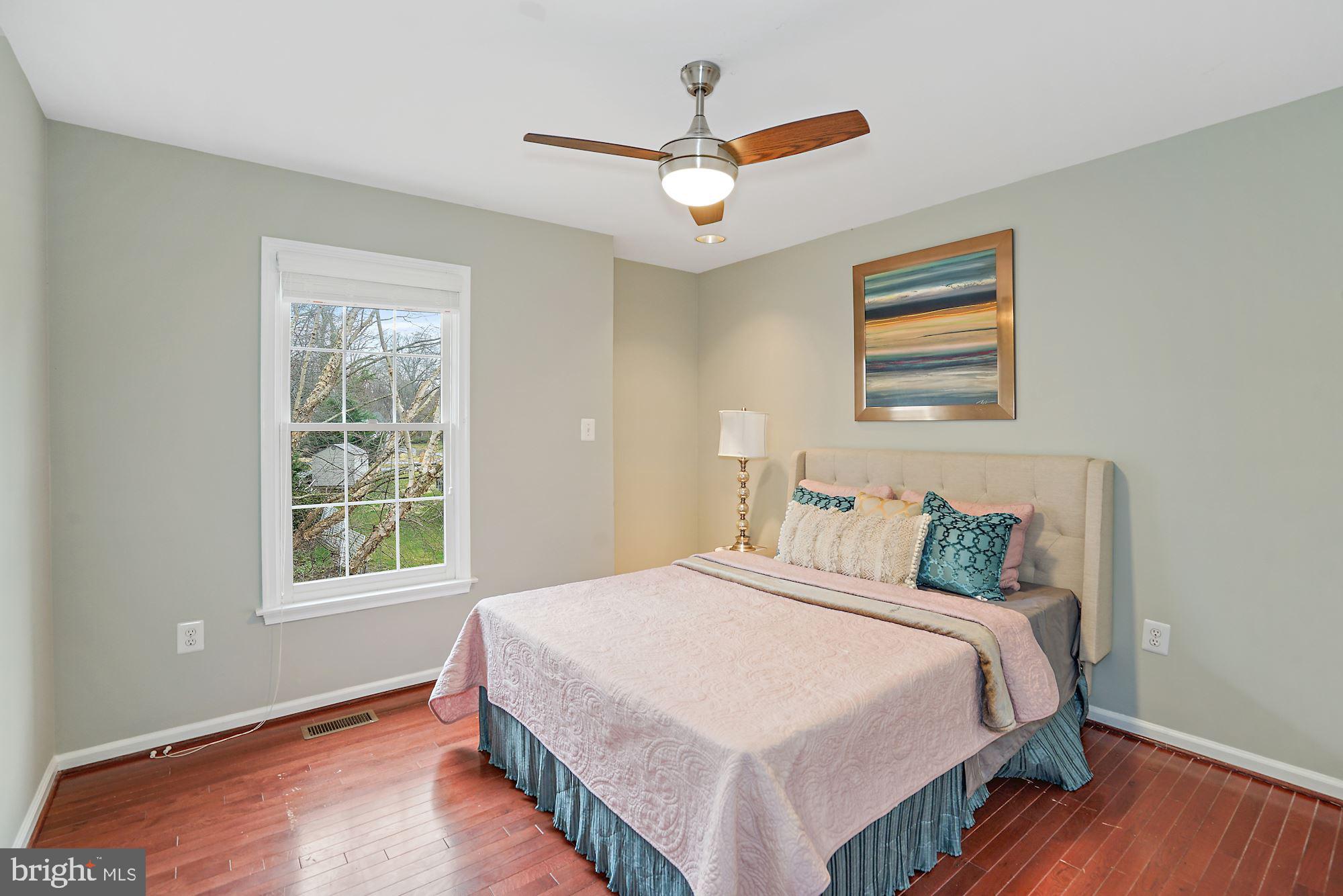 7110 Dudrow Court Springfield, VA 22150 - Photo 27 of 51 Bedroom