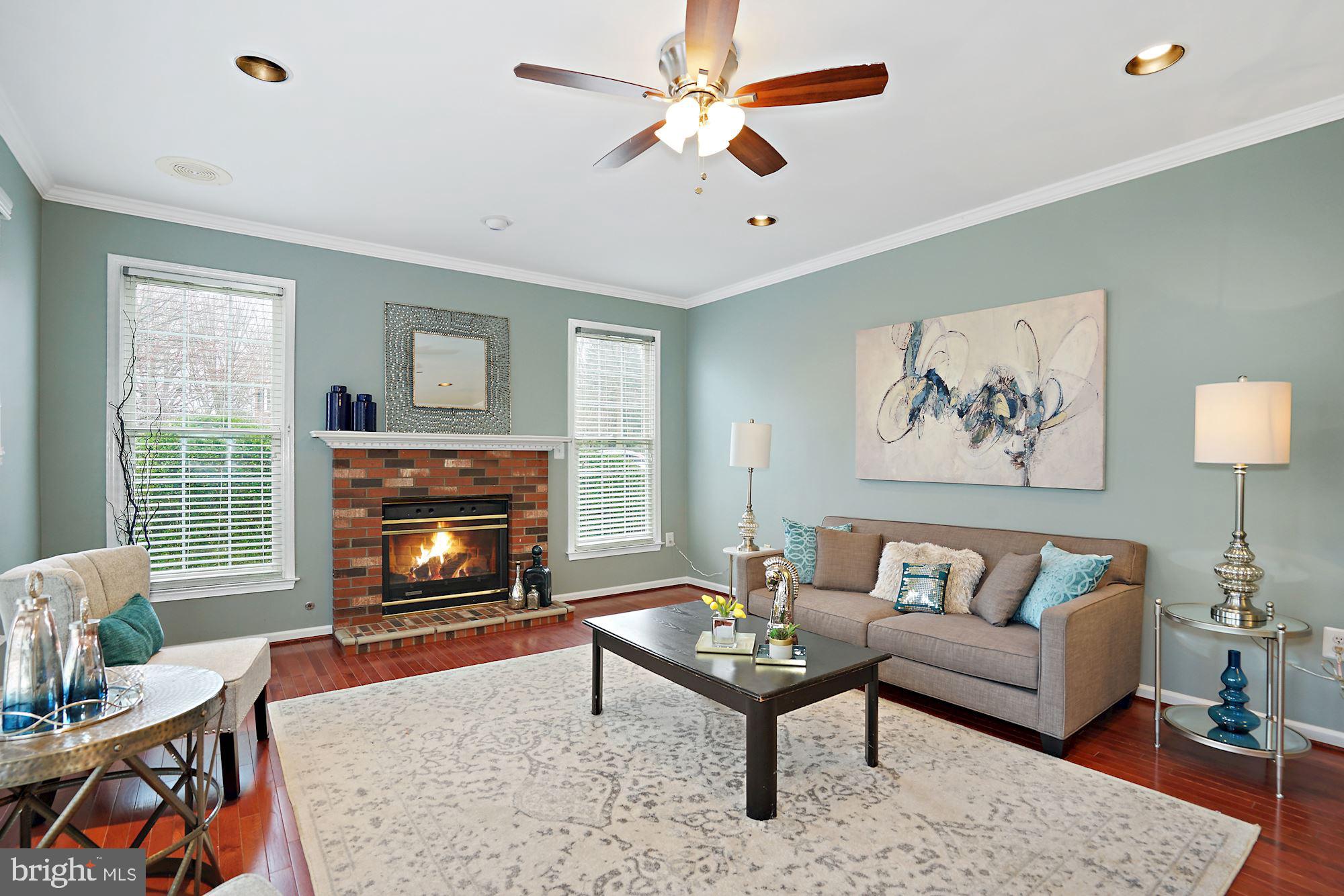 7110 Dudrow Court Springfield, VA 22150 - Photo 5 of 51 Family Room