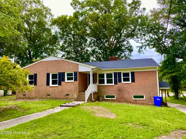 $2,900 | 1910 9th Street, Greenville, NC 27858