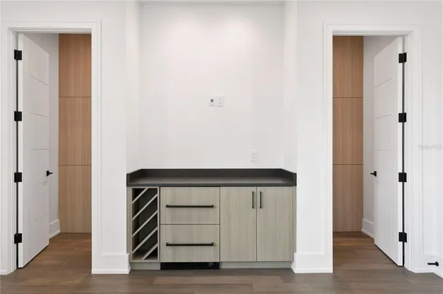 a view of back yard of the house