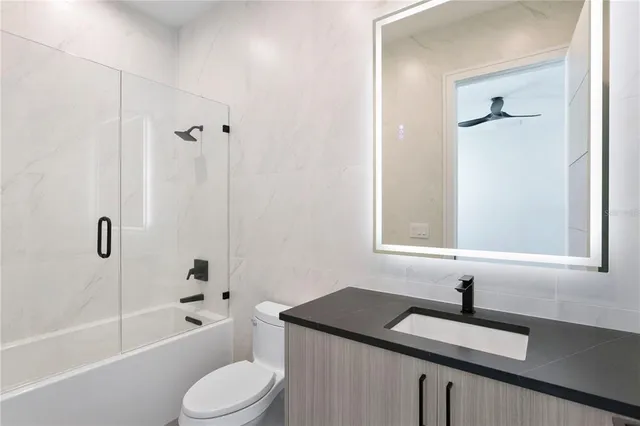 $1,995,000 | 3010 West Trilby Avenue, Tampa, FL 33611