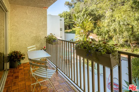 $595,000 | 1230 Horn Avenue, Unit 625, West Hollywood, CA 90069