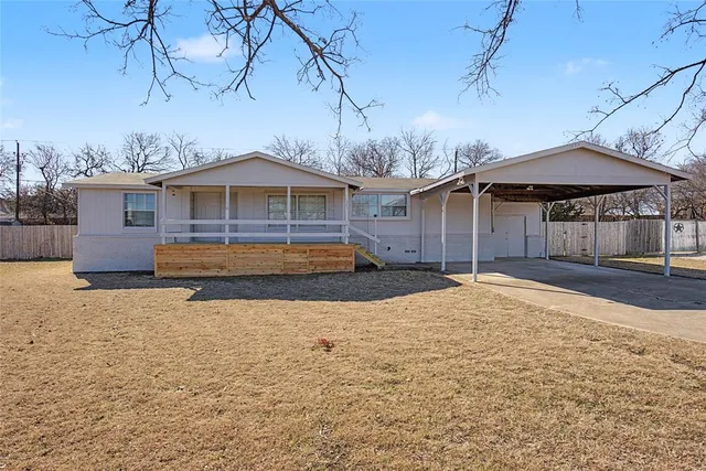 $319,000 | 365 Penny Lane, Roanoke, TX 76262