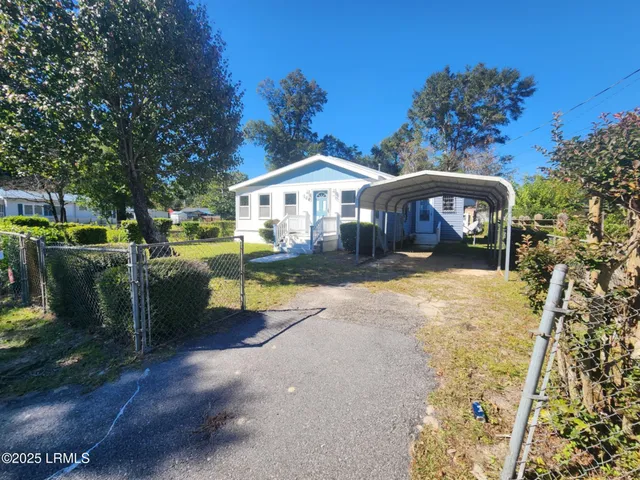 $279,900 | 104 Grant Street, Walterboro, SC 29488