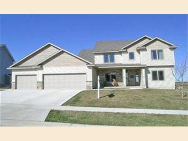 6388 Summit Pointe Road Northwest Rochester, MN 55901 - Photo 1 of 7 Gallery Image 1
