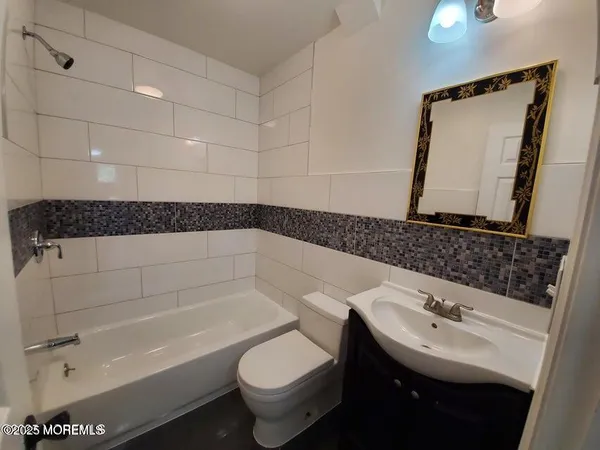 $2,200 | 116 Port Monmouth Road, Unit 1, Keansburg, NJ 07734