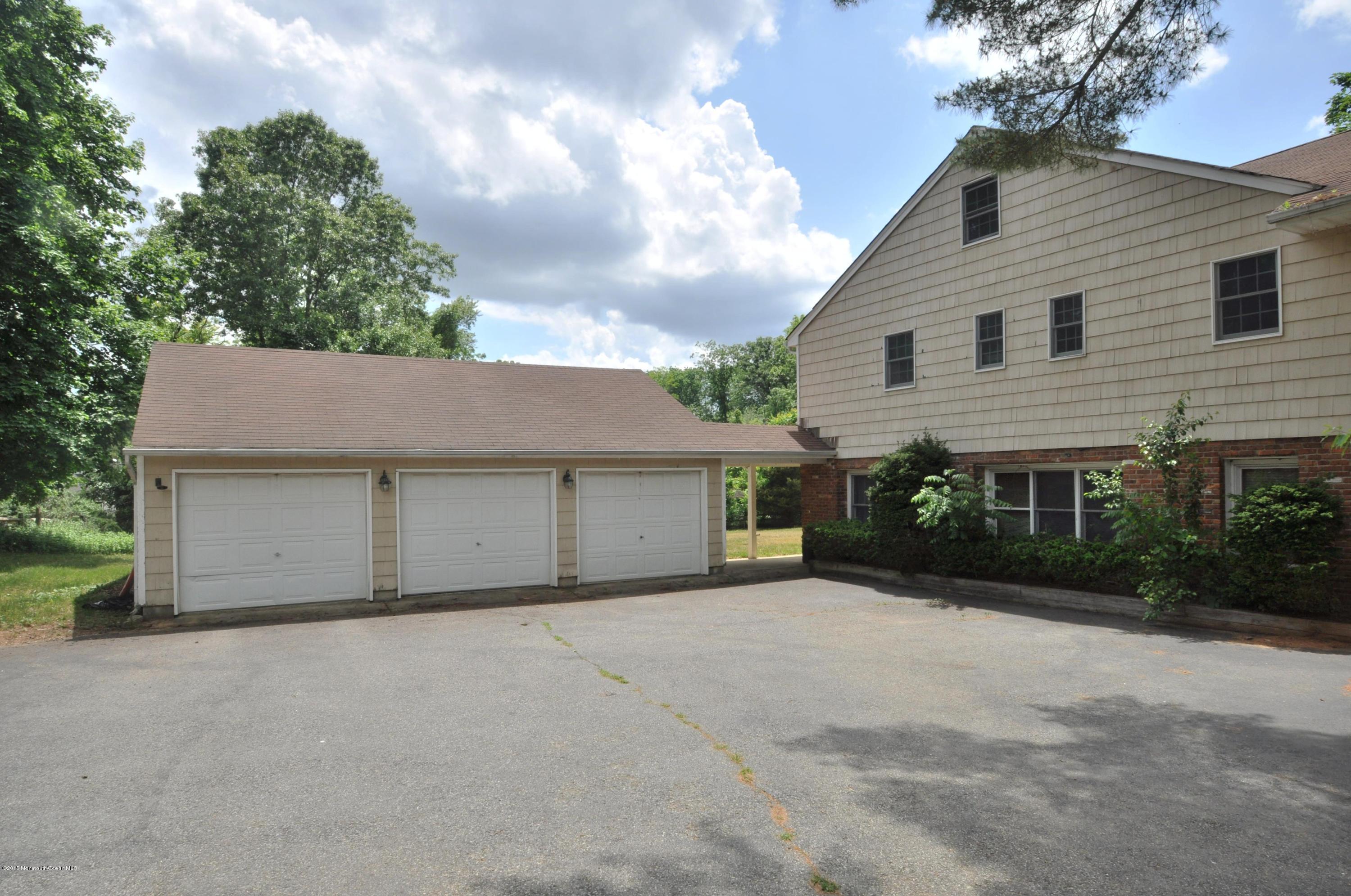 88 Crine Road Colts Neck, NJ 07722 - Photo 3 of 44 CSC_0078