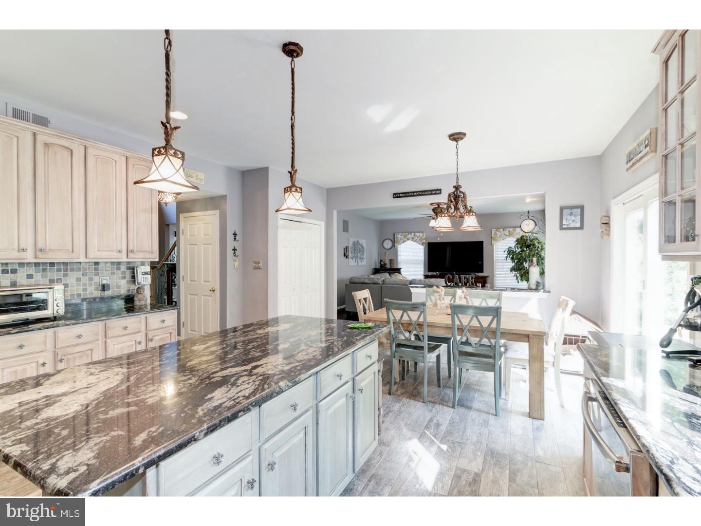 9 Oak Ridge Lane Sewell, NJ 08080 - Photo 8 of 25 Gallery Image 8
